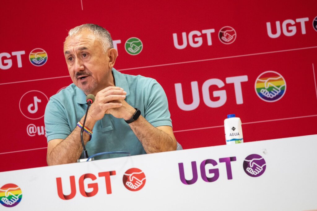 El líder de UGT propone “un día sin migrantes” para hacer patente su contribución a la sociedad