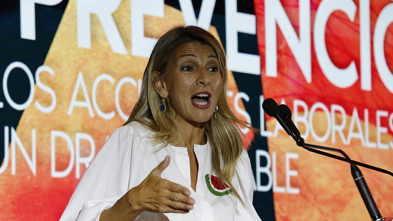 La vicepresidenta Díaz anuncia un pacto social contra la siniestralidad laboral antes de noviembre y una mesa de diálogo sobre despido en octubre