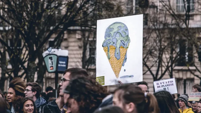 Camino a la COP 30: «No se puede creer en el cambio climático»