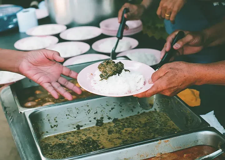 La centralidad del amor a las personas pobres