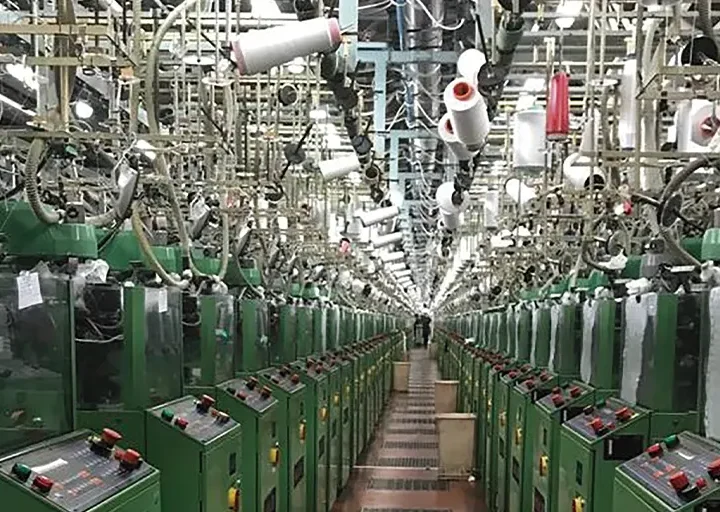 Carmen, extrabajadora de Marie Claire: «El cierre de Marie Claire va a provocar dramas personales y pérdidas de servicios en la comarca»