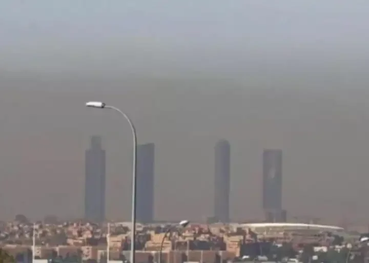 Las emisiones de ozono se disparan por el calor y los incendios