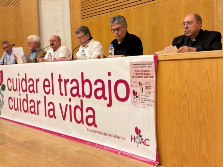 Iglesia y sindicatos de Ávila promueven una línea de encuentro y debate sobre los retos del trabajo