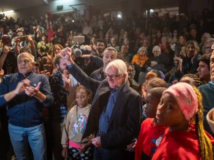 Ken Loach llama a la solidaridad y a reforzar “nuestra humanidad común”