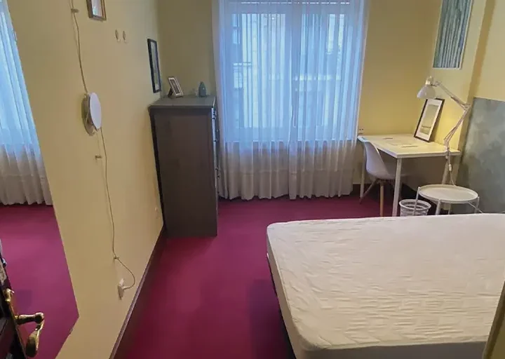 Hans Murcia, migrante con problemas de acceso a vivienda: «Quiero seguir construyendo mi estabilidad con un techo fijo»