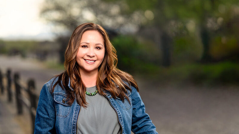 Presidente de la Cámara de Representantes de EEUU, Mike Johnson: ¡Tome ya juramento a la congresista electa Adelita Grijalva!