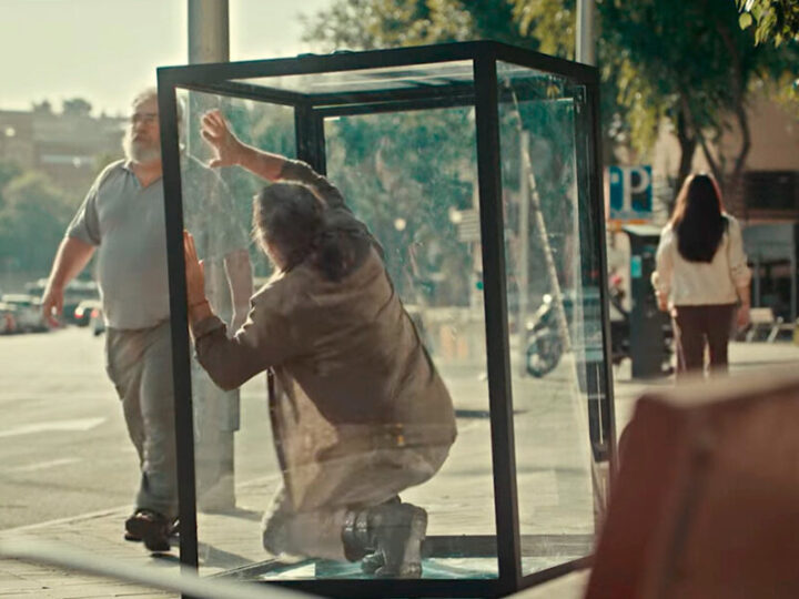 El corto “Atrapados” muestra la angustia invisible de la exclusión social