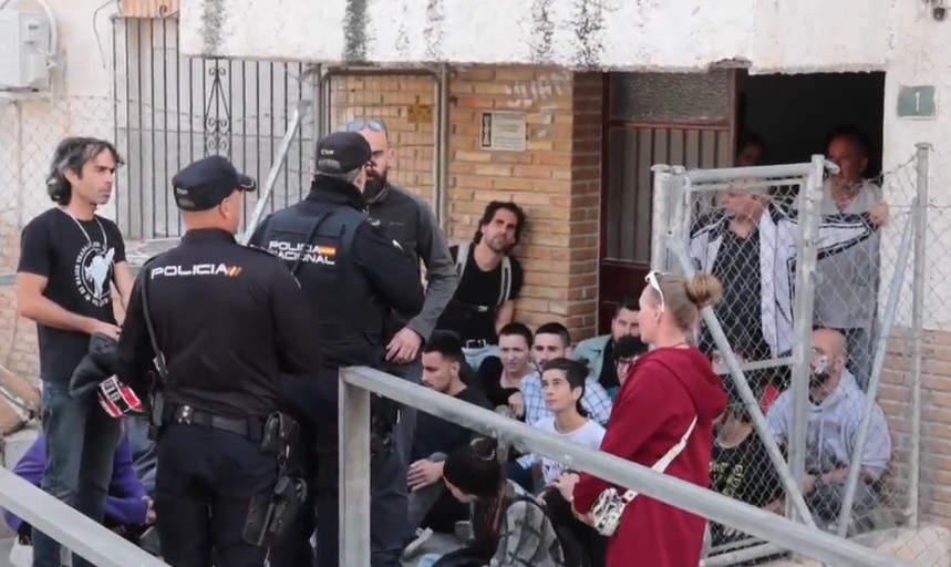 Trabajadoras y trabajadores cristianos respaldan a los sancionados en un desahucio y denuncian la criminalización de la solidaridad