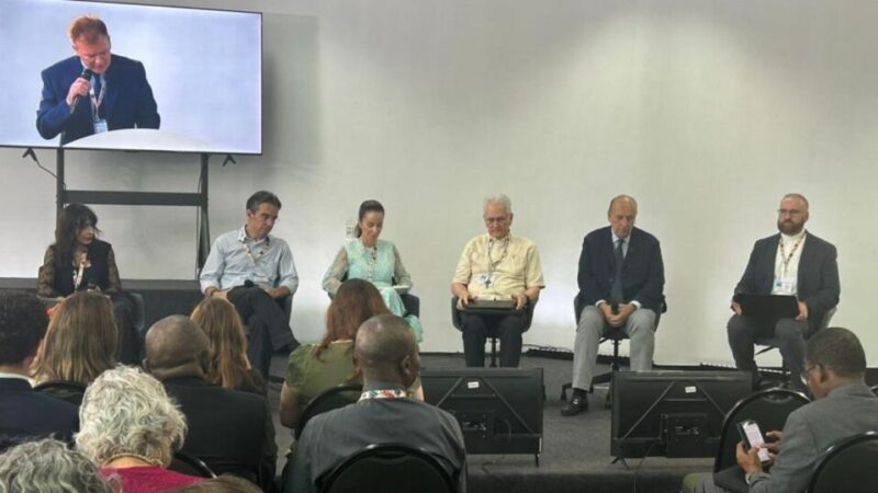 En la COP30, diálogo socioambiental por la paz: “No más dominio, sino una relación respetuosa con todos los seres”