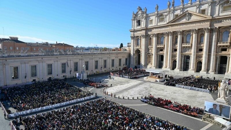 León XIV pide a las instituciones crear “oportunidades de empleo válidas” para los jóvenes