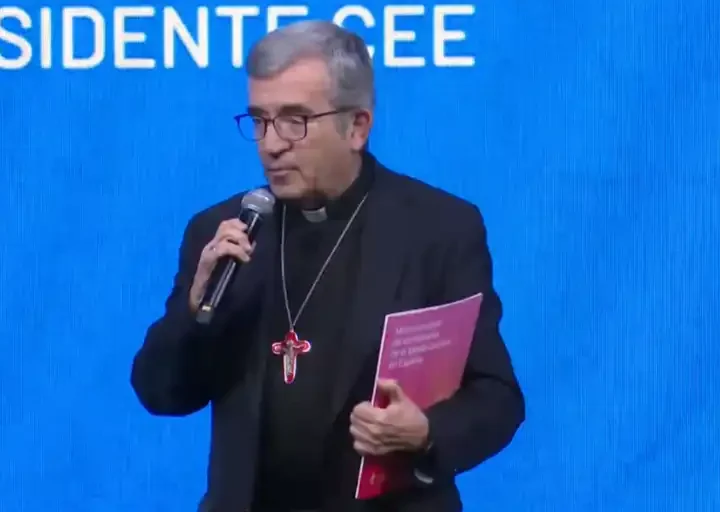 Argüello pide perdón por las zonas oscuras de la Iglesia e invita al Pueblo de Dios a ser signo de comunión y de paz