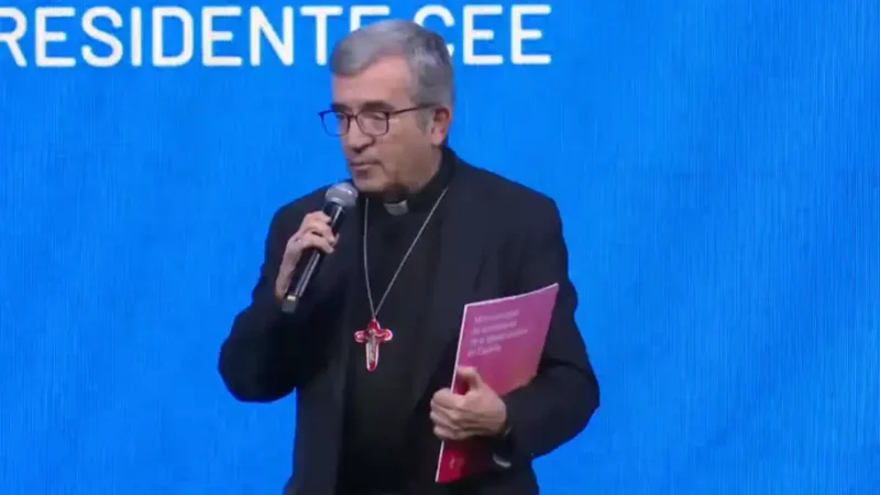 Argüello pide perdón por las zonas oscuras de la Iglesia e invita al Pueblo de Dios a ser signo de comunión y de paz