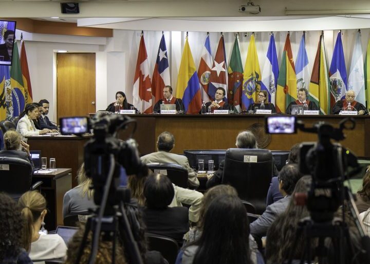 La Corte Interamericana reconoce el cuidado como derecho humano y equipara los derechos del trabajo informal