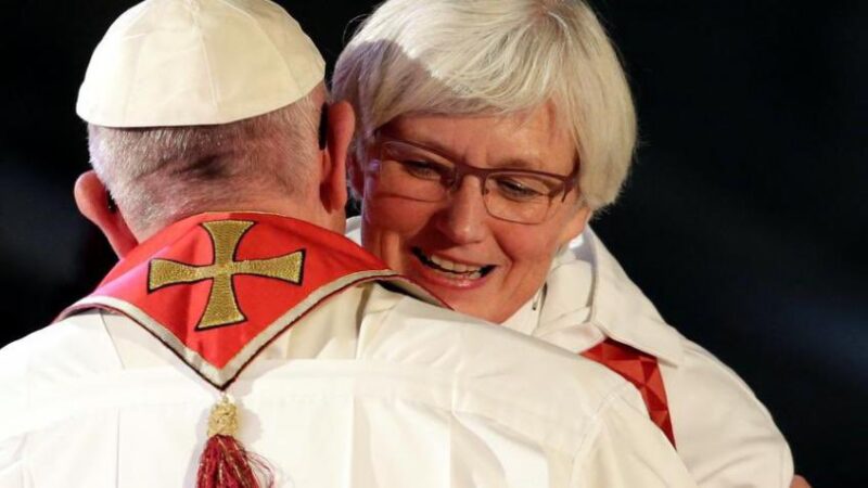 La Revuelta de Mujeres en la Iglesia de Madrid advierte del error teológico de negar el diaconado femenino