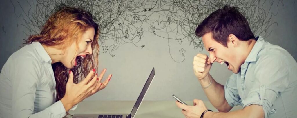 Aumentan los mensajes que deshumanizan a las personas migrantes y la inseguridad ciudadana centra el discurso de odio en redes sociales