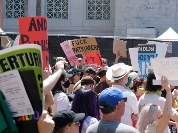 Políticas antimujer en Estados Unidos: el laboratorio reaccionario que deberíamos vigilar