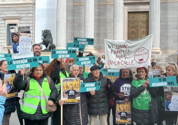 Las entidades sociales alertan de una ola de desahucios en invierno y exigen convertir la moratoria en una medida estructural