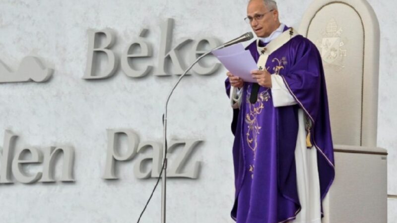 León XIV pide a los políticos escuchar el clamor de los pueblos por la paz en su primer viaje apostólico a Oriente Medio