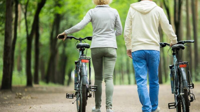 El complemento para reducir la brecha de género en las pensiones empieza a beneficiar mayoritariamente a hombres