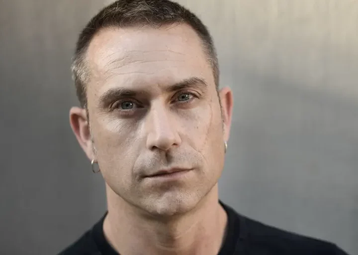 Miquel Ramos, periodista: «La extrema derecha se sirve del miedo, del odio y de la mentira para provocar la fractura social»