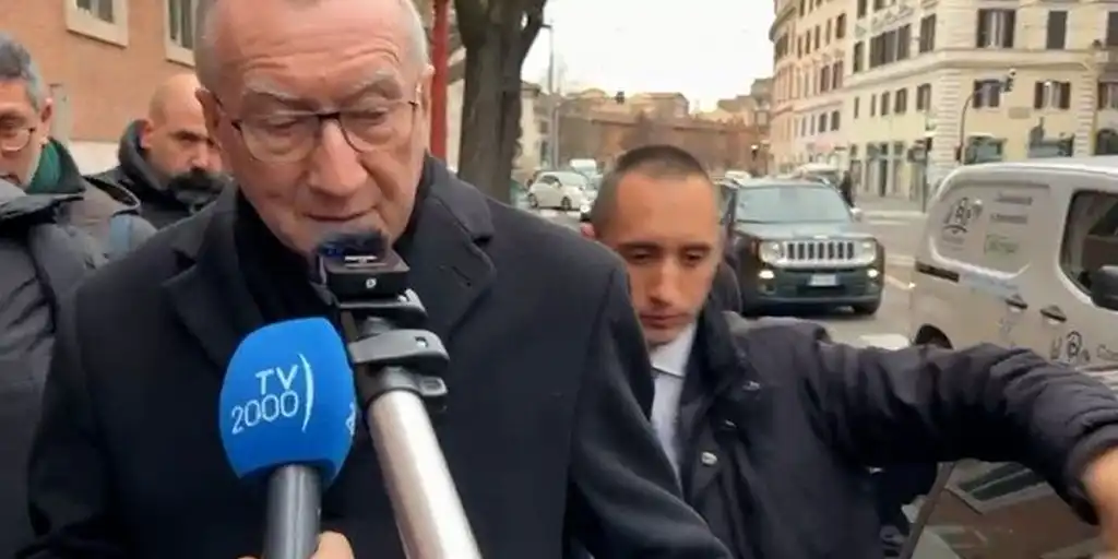 El secretario de Estado del Vaticano, Parolin, pide respeto al derecho internacional al paso de Trump por Davos