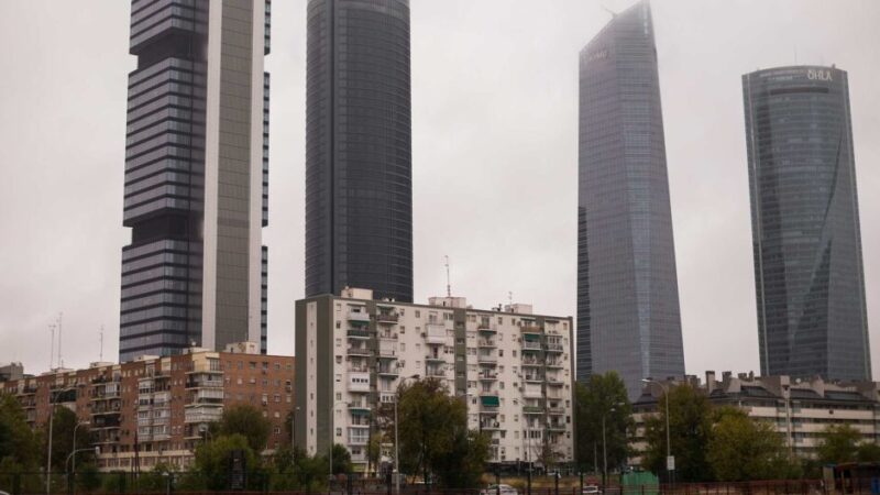 La pobreza se cronifica mientras el patrimonio de los milmillonarias alcanza un nuevo récord