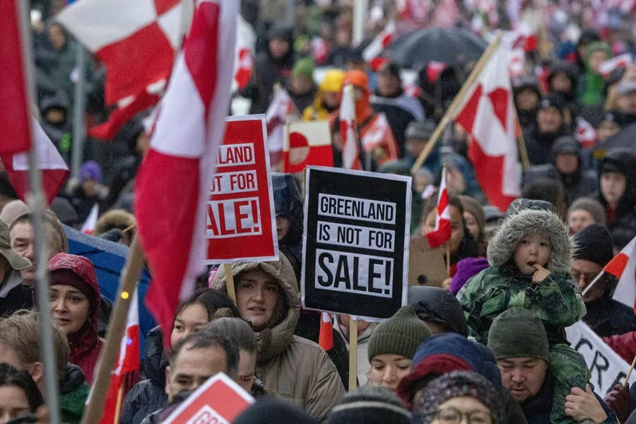 Miles de personas se movilizan contra las amenazas de Trump: “Groenlandia no está en venta”