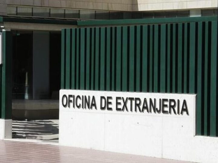 La plantilla de Extranjería alerta del impacto de la regularización extraordinaria en unas oficinas “exhaustas y sin refuerzos”