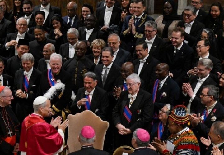 León XIV alerta que “la guerra vuelve a estar de moda y el entusiasmo bélico se extiende”