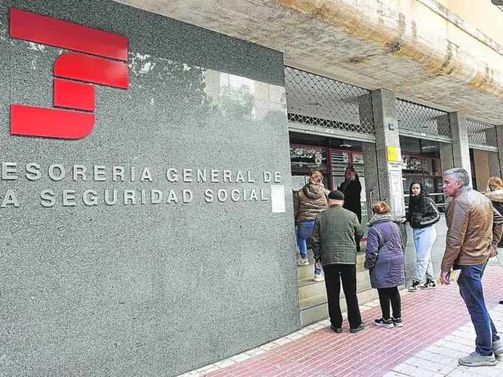 CCOO y UGT alertan de que las transferencias de la Seguridad Social al País Vasco pueden tensionar la “caja única” y la igualdad en el acceso a las prestaciones
