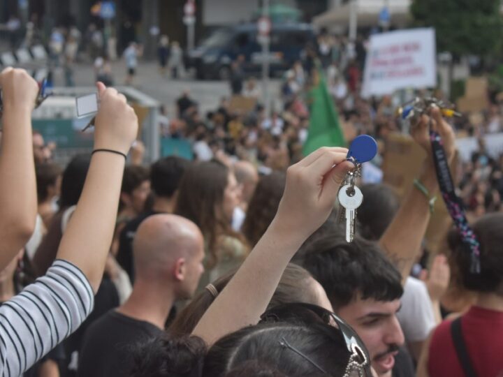 Trabajadoras y trabajadores cristianos de Lugo y Ávila impulsan acciones por el derecho a una vivienda digna