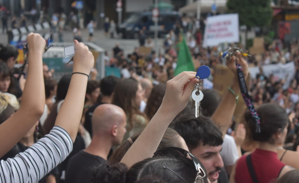 Trabajadoras y trabajadores cristianos de Lugo y Ávila impulsan acciones por el derecho a una vivienda digna