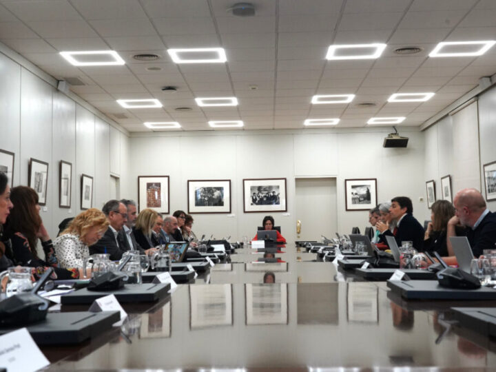 Los sindicatos cargan contra el informe de la AIReF y piden explicaciones al Gobierno por su enfoque para abordar la incapacidad temporal