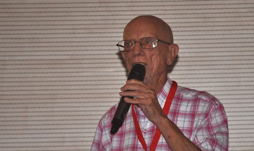 Alfonso Alcaide: “Nos estamos jugando la esencia del ser humano y el futuro de la humanidad, pero tiene solución”