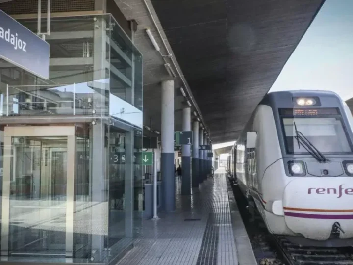 Un tren, un andén y una esperanza que continúa 