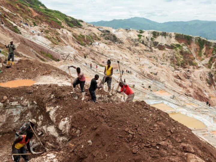 La sociedad civil denuncia el saqueo de minerales tras el derrumbe mortal de una mina en Rubaya (Congo)