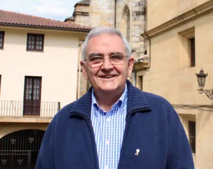 Román Bilbao: El cartero de Dios que instalaba faros en la niebla