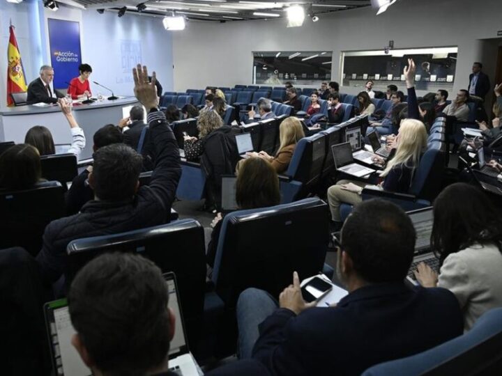 El Gobierno blinda las pensiones para 2026 y reactiva el escudo social con dos decretos