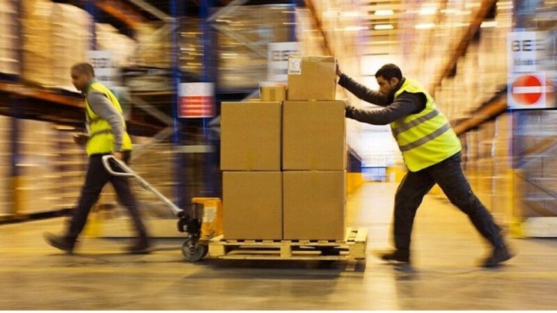 Las empresas ganan más que nunca, pero esa riqueza no llega igual a quienes trabajan