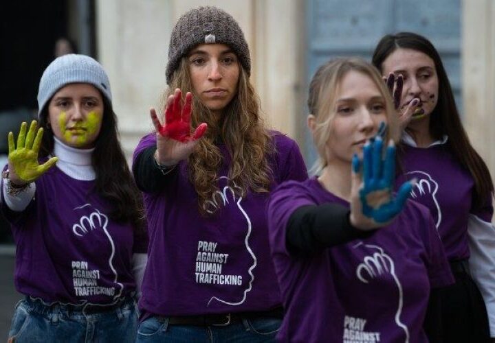 El papa León XIV denuncia la trata como un crimen contra la dignidad y alerta de la “esclavitud cibernética”