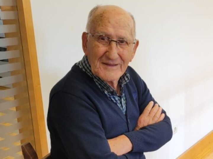 Cura obrero y abogado laboralista en Comisiones Obreras. “Importante es comenzar, pero más lo es permanecer”