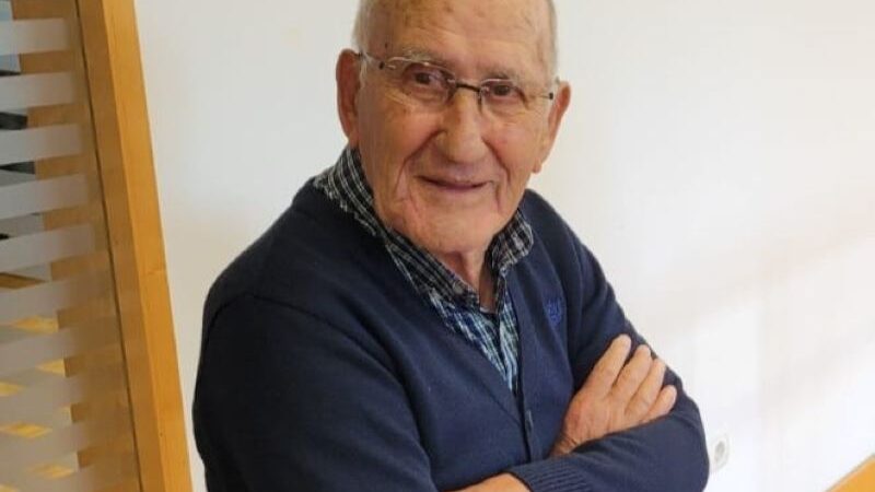 Cura obrero y abogado laboralista en Comisiones Obreras. “Importante es comenzar, pero más lo es permanecer”