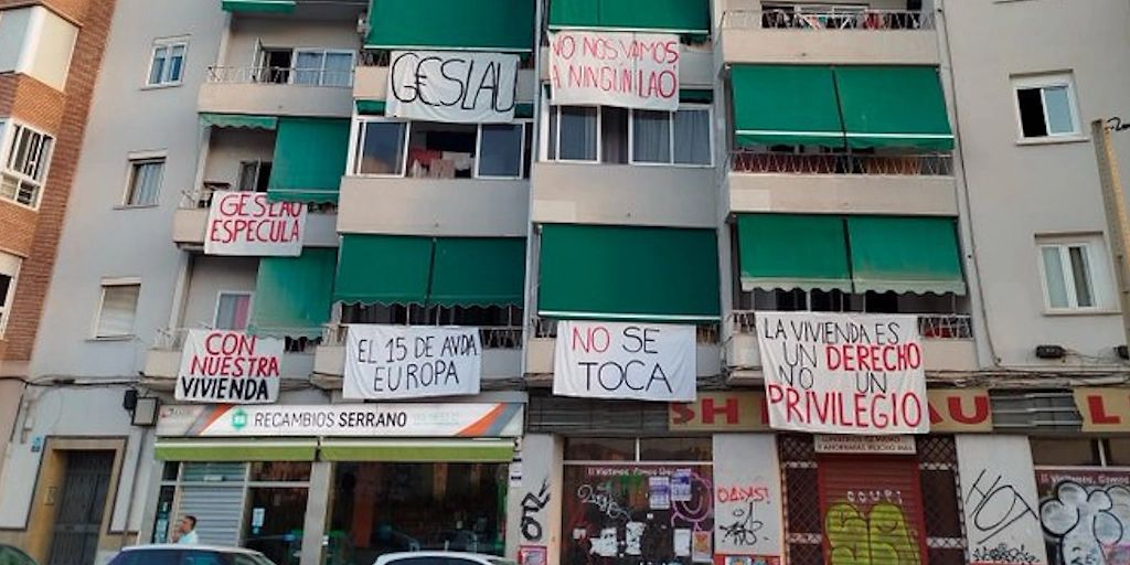 Trabajadores cristianos de Málaga apoyan la lucha de los vecinos de Avenida de Europa 15
