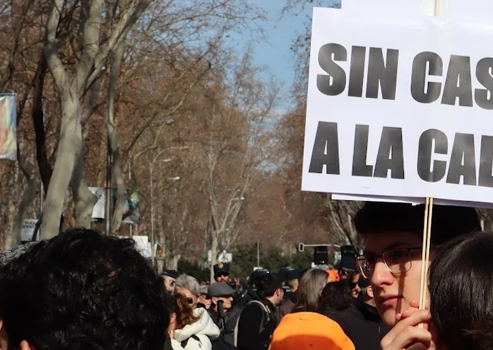 La Juventud Obrera Cristiana inicia la campaña “Defender nuestro derecho: todas bajo un techo”