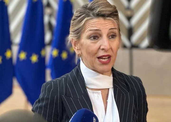 La vicepresidenta Díaz anuncia medidas contra el impacto en el empleo de la guerra en Oriente Medio