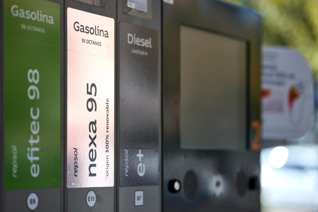 Los sindicatos respaldan el plan del Gobierno ante la crisis energética, pero reclaman más control de precios y ayudas directas