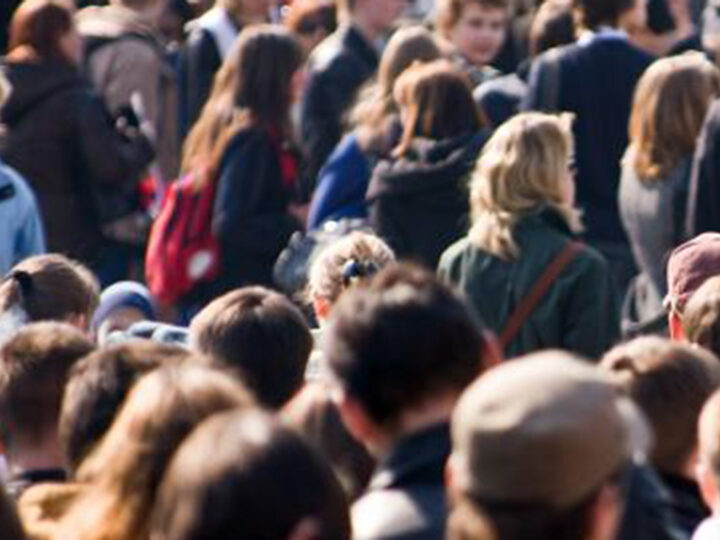 Crece la preocupación por la guerra y el deterioro democrático mientras aflora el temor a no vivir con dignidad