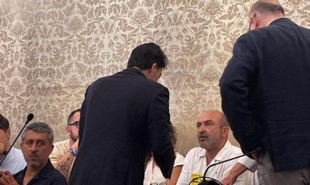 Manolo Copé: “Una democracia que te obliga a elegir entre cuidar y participar no está funcionando bien”