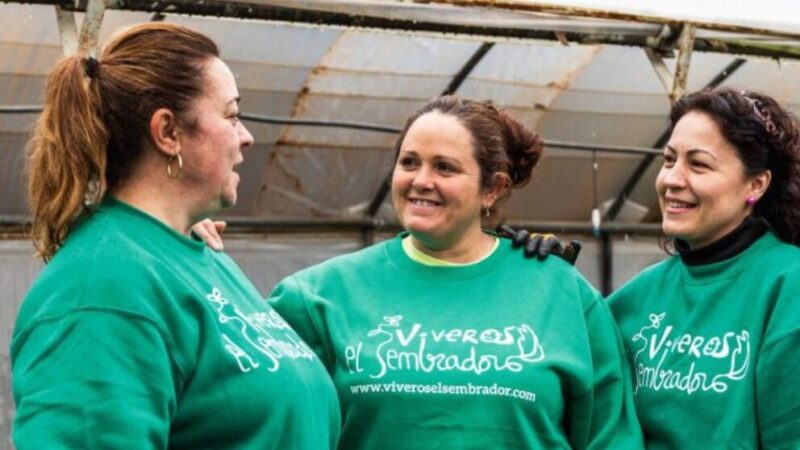 Iglesia por el Trabajo Decente denuncia en el 8M que “la brecha digital de género es una brecha de dignidad”