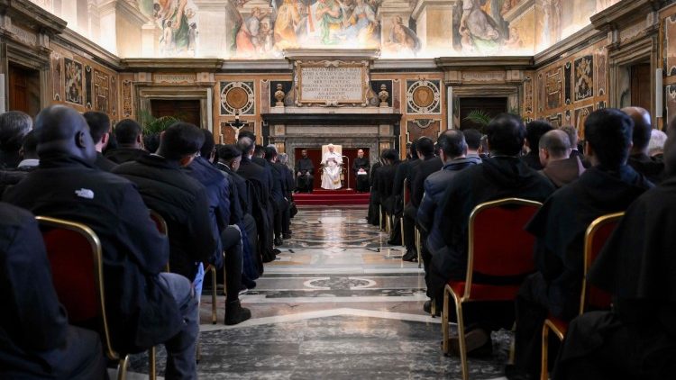 León XIV : “¿Los cristianos que tienen responsabilidad en las guerras hacen un examen de conciencia?”